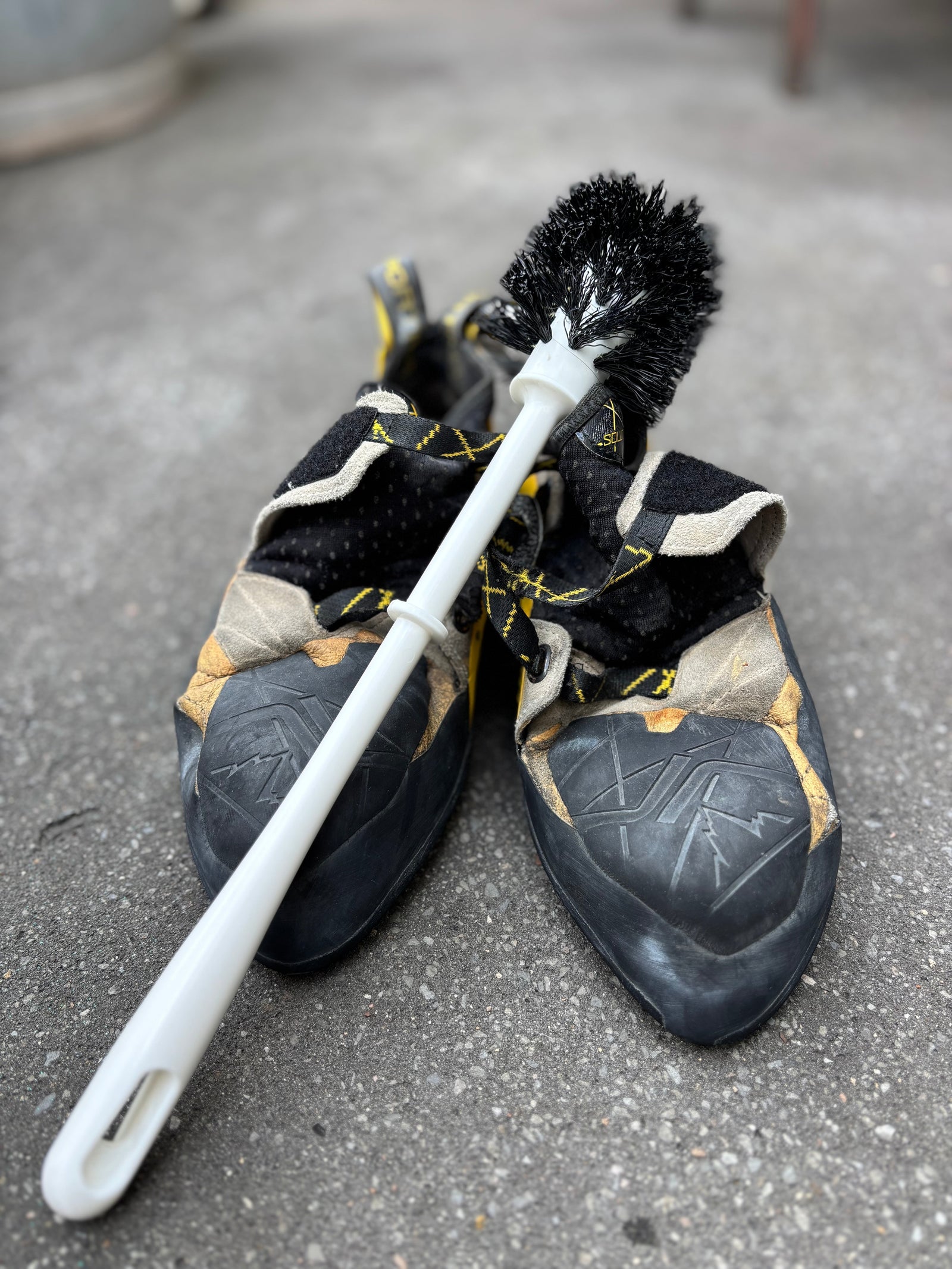 Hausmittel gegen stinkende Schuhe wirken nicht? Das kannst du tun. - Rock Fresh