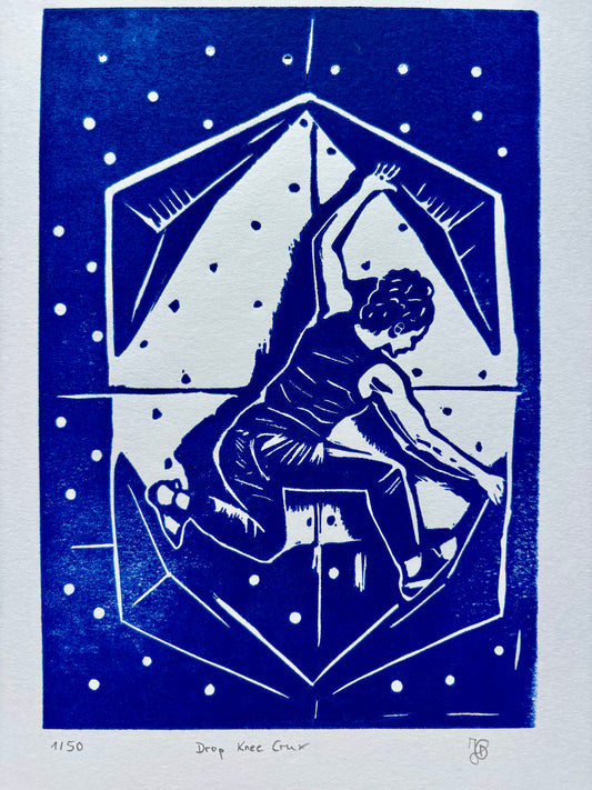 ‚Drop Knee Crux’ Female Climber Linocut Print – Handgedruckter Kletter-Linoldruck | Gift for Climbers